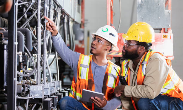 Best Affordable Electrician  in Etowah, NC